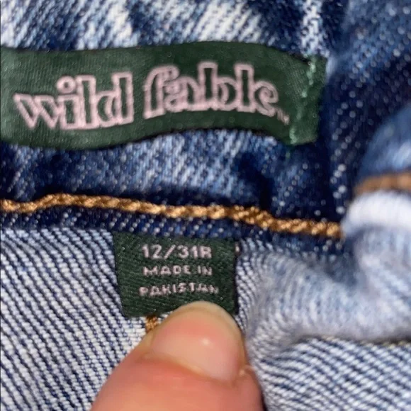 Highest Rise Jean Shorts - Picture 4 of 6